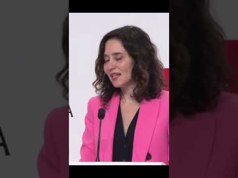 #Ayuso denuncia la #agresión de un #cámara a su #novio a la salida del #juzgado