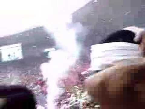 Fla 2 x 1 Bota - Fla entrando em campo e torcida