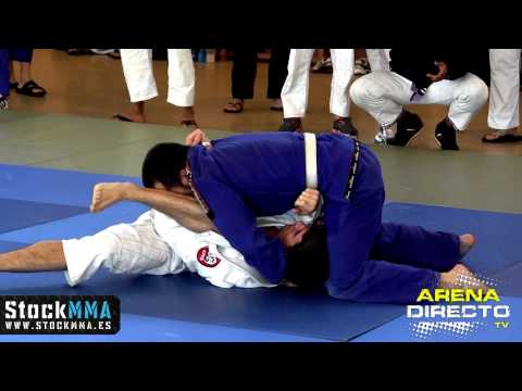 Ismael Pérez (Cobrinha CAMM - Graiño Team) vs Alfredo Ronquillo (Asturkón Team)