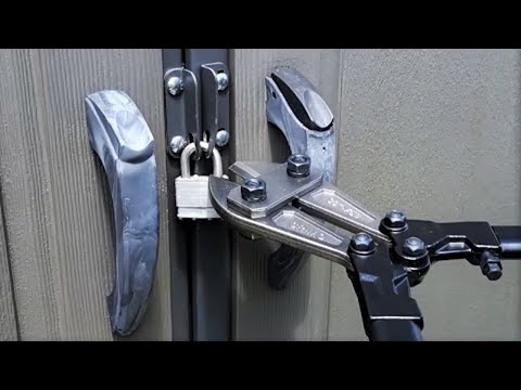 These Bolt Cutters Really Work