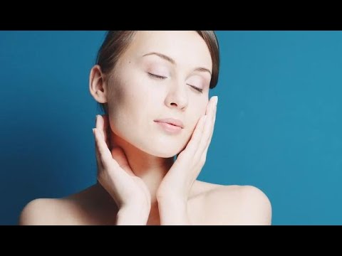Come togliere il grasso su una faccia di una maschera Crusca in pacchi di faccia