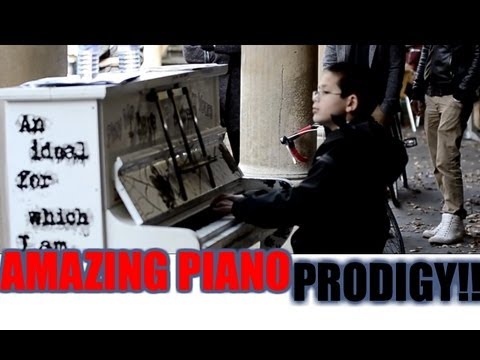 Amazing Child Piano Player George Harliono Plays on Sussex St, Cambridge