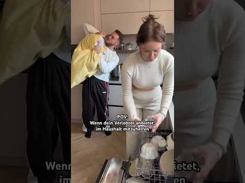 Wenn er im Haushalt helfen will…👀🤣#shortvideo #relatable #couplecomedy