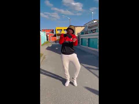 Luniko Godola . 21/05/23