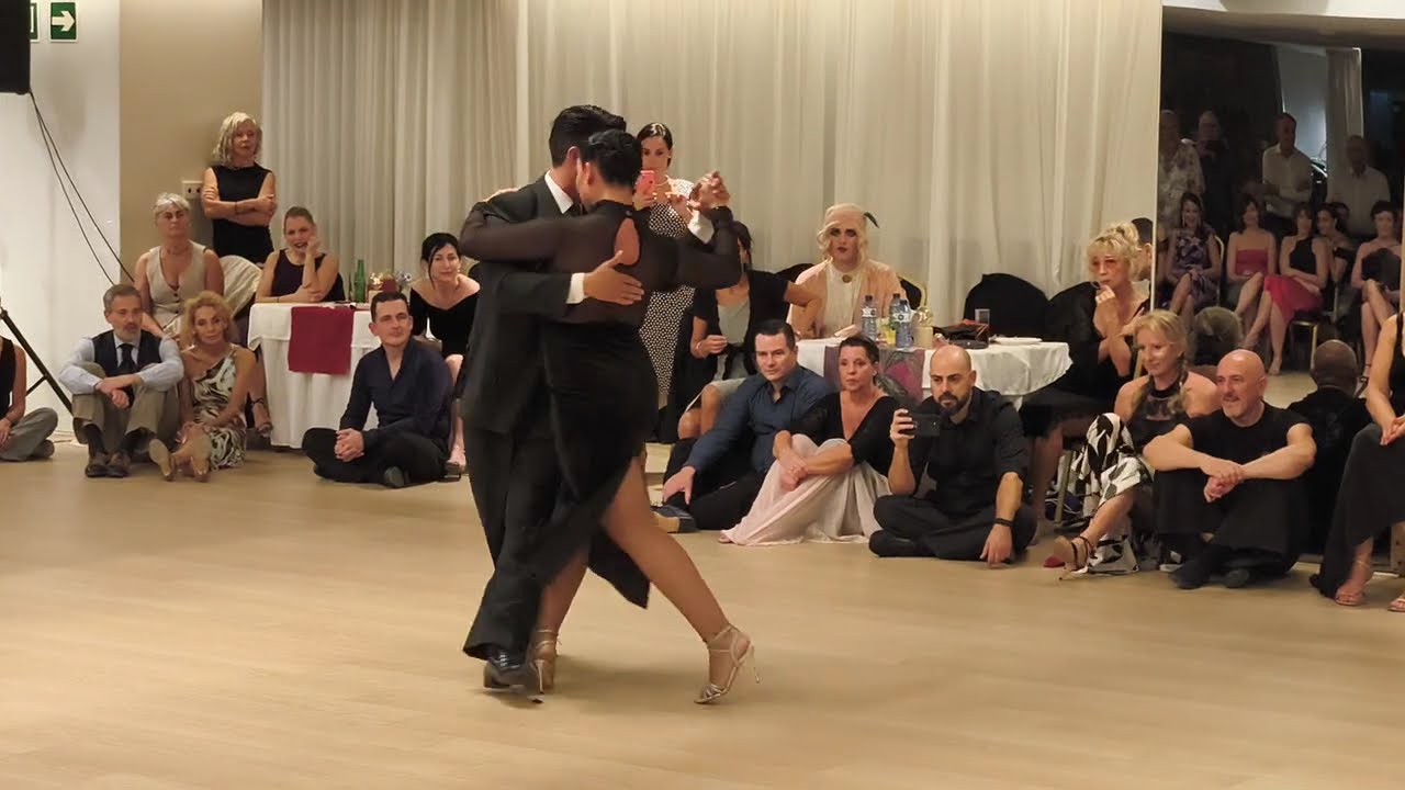 Edwin Espinosa y Alexa Yepes - Pobre flor
