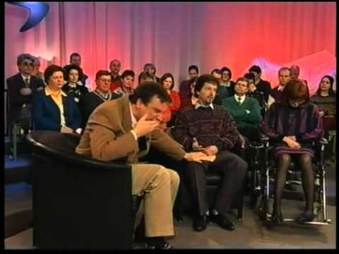 In De Gloria s01e01 (Part 3/3)