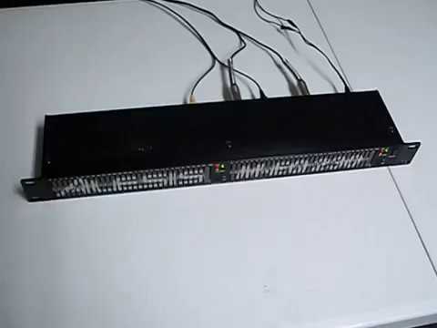 Alesis M-EQ-230 stereo 1/3 octave EQ - Mid-90's - Black image 3