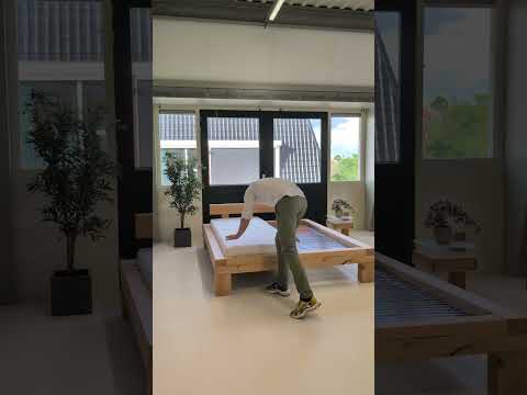 Houten balkenbed Herisau