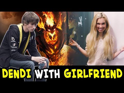 Dendi playing with his girlfriend — LOL games + VOICE