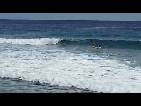 E and L Abaiang Kayak Surf