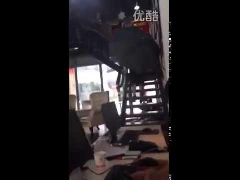 杨幂露点了，仔细看 标清