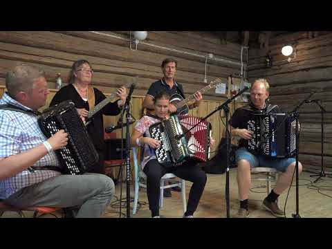 Andersson og Farmen del 2   "Gonäshambo" og "Vallsta hambo"