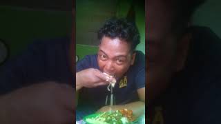 preview picture of video 'Raja makan... Sampe habis 10 piring, masih belum kenyang...'