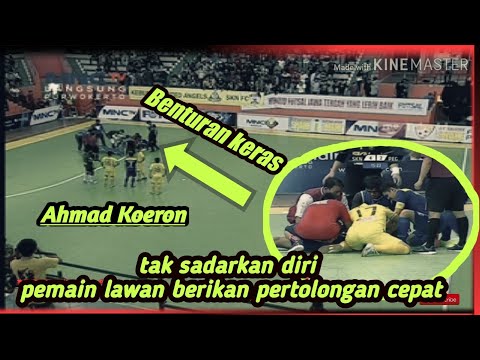 Tak sadarkan diri ahmad koeron dapat pertolongan cepat saat SKN FCvs Pegasus FC