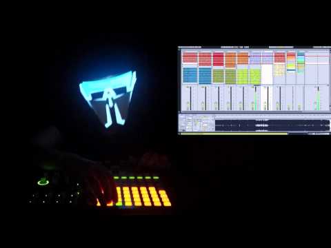 EverLight - I Am Not A DJ | Live Performance Trance Set Demo | Ableton Live + Akai APC40