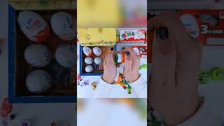 Wow, this is the coolest unboxing of Kinder Surprise eggs that are over 20 years old!