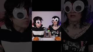 Download lagu Better than wagyu   #johnnieguilbert #emo #jakeandjohnnie #shortsfeed mp3