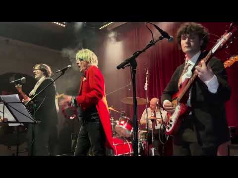 The Cleaners From Venus - 'Corridor of Dreams' - Live at Upset The Rhythm