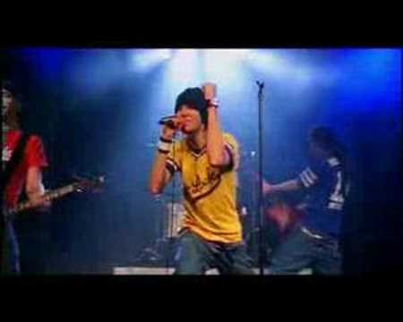 Brainless Wankers - (it is gonna be) All Riot