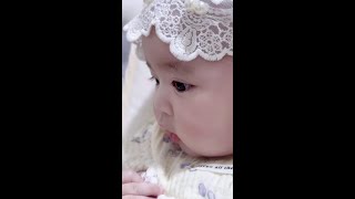 Download lagu There are stars in the eyes and the sea meter, which is probably about you ~# big-eyed adorable bab mp3