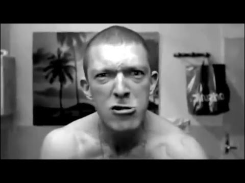 emino- heka yemchi el ba7th neww