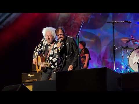 "Yellow Submarine" - Ringo Starr and the All Starr Band in San Jose