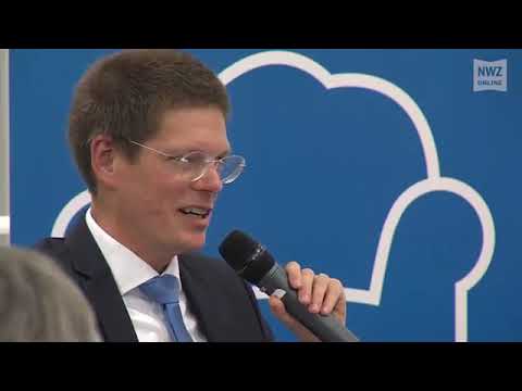 NWZ Gesprächsrunde: Warum der Osten anders tickt. Brodkorb, Engels, Sommer, Will.