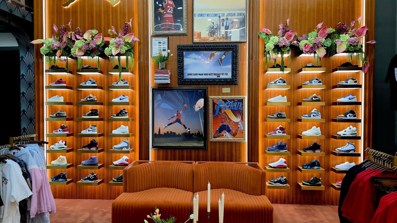 Sneaker Stores Are LOADED Right Now