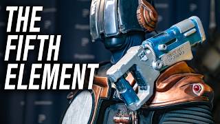 Adam Savage Discovers Details in This Fifth Element Costume!