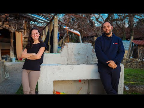 ЖИВОТ НА СЕЛО с Мони  и Цецо: Построихме си селска чешма 💦 | Двама млади на село | Boho Soulz