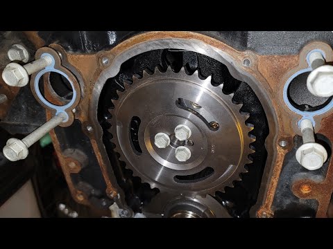 Removing the Vortec 8100 496 8.1L Double Roller Timing Chain Gearset