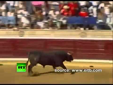 Stier tötet 5 Menschen bei Stierkampf in Spanien