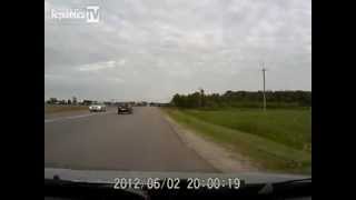 Plane Lands In Middle Of The Road In Russia
