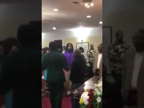 Pastor Shawn Jones &  Cadarius Price- I Can't Give Up