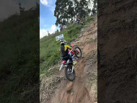 Morro do desafio São Sebastião da grama sp