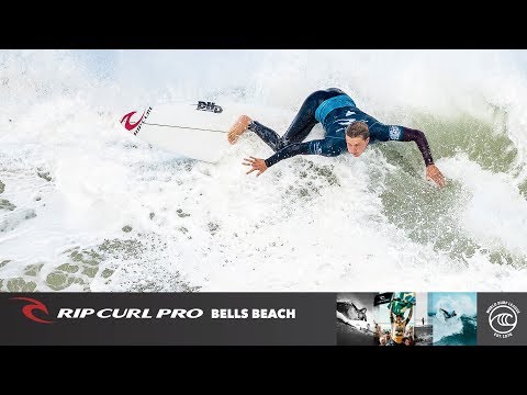 Jacob Willcox vs. Deivid Silva - Round of 16, Heat 4 - Rip Curl Pro Bells Beach 2019