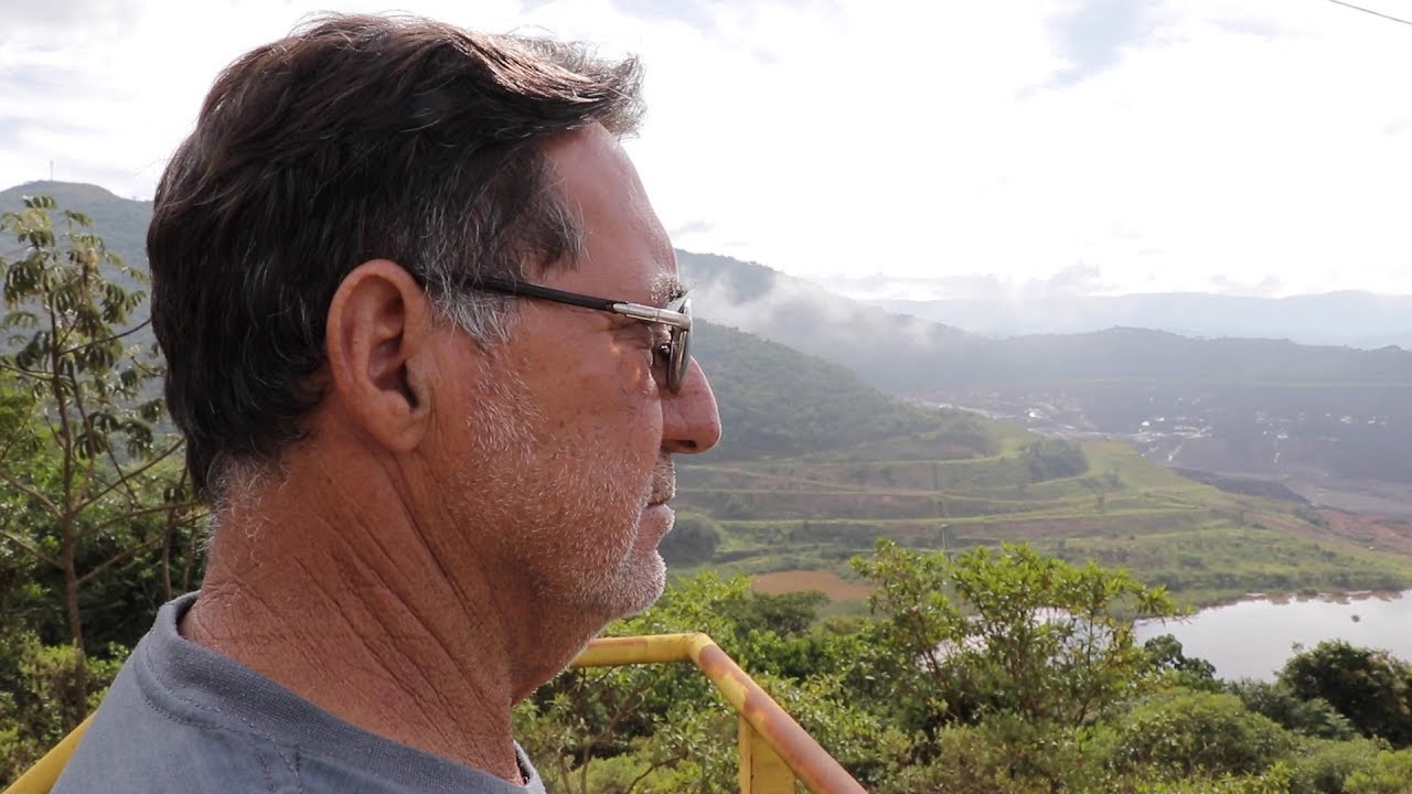 Em luto e com ódio da Vale, moradores temem futuro de Brumadinho sem mineração