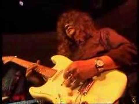 man kidal guitar solo