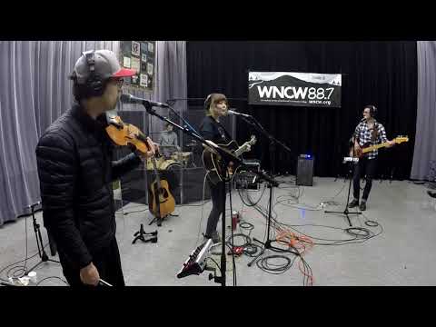 Molly Tuttle - "Million Miles"