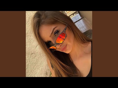 Vem boquetando o pau X Cala a Boca