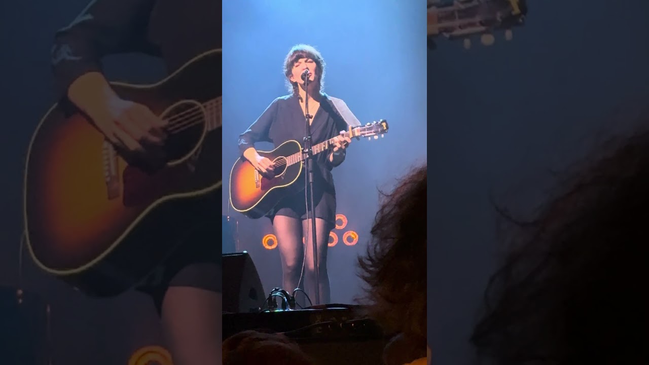 Miniature de la vidéo Lail Arad "Big Yellow Taxi" - 17/11/25 - Casino de Paris du film The songs of Joni Mitchell au Casino de Paris