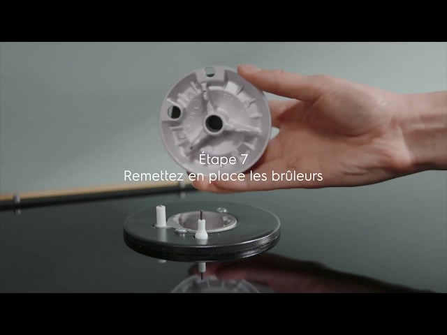 Video Teaser für Comment nettoyer votre plaque de cuisson gaz ou électronique en verre Electrolux