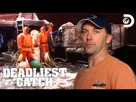 Best of the Deadilest Catch in Season 2 | Discovery