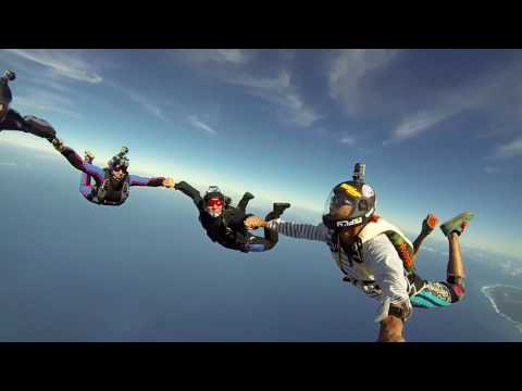 d U2   Iris Official Fan Video