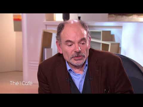 EXTRAIT -  Passionné, le regard de Jean-Pierre Darroussin sur le football