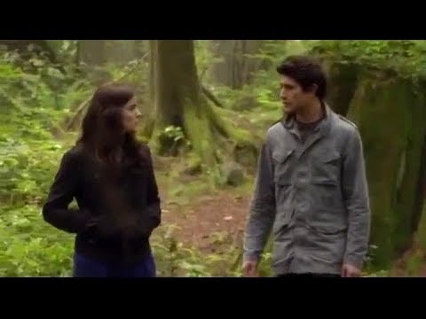 Kyle XY: 2x13 - Kyle shows Jessi a picture of her mother