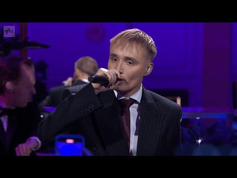 Isac Elliot — Makso Mitä Makso (Live @ Linnan jatkot 2024)