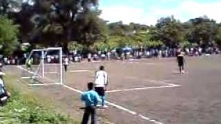preview picture of video 'tanda de penalties  final torneo de liga tasquillo hgo san isidro bondhi'