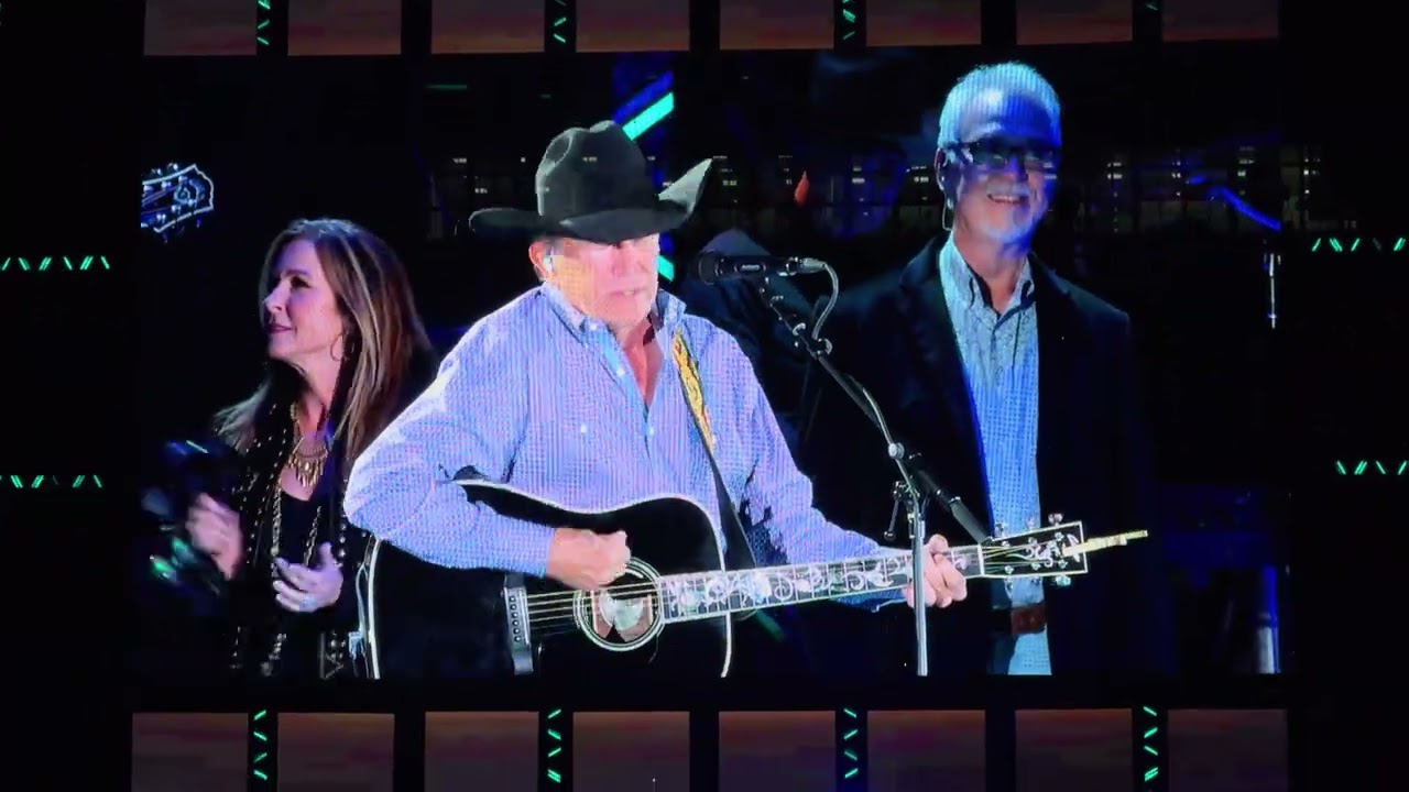 George Strait wows the Lubbock crowd with Stars On The Water! April 24, 2026