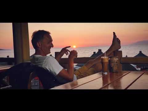 Axha Basri tu chillit n’Shqipri / Schengen Visa - Episodi 20 : Kliçkas, Guxhas, Pitpitak